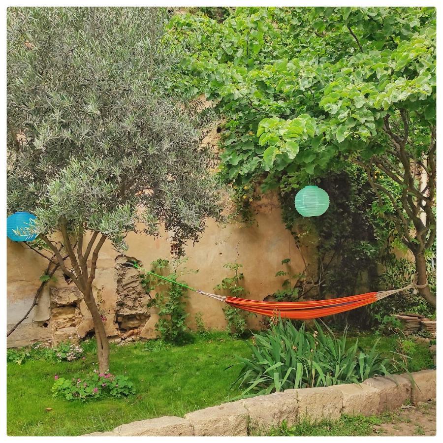 La Vigneronne Des Costieres Bed and Breakfast Vauvert Exteriör bild