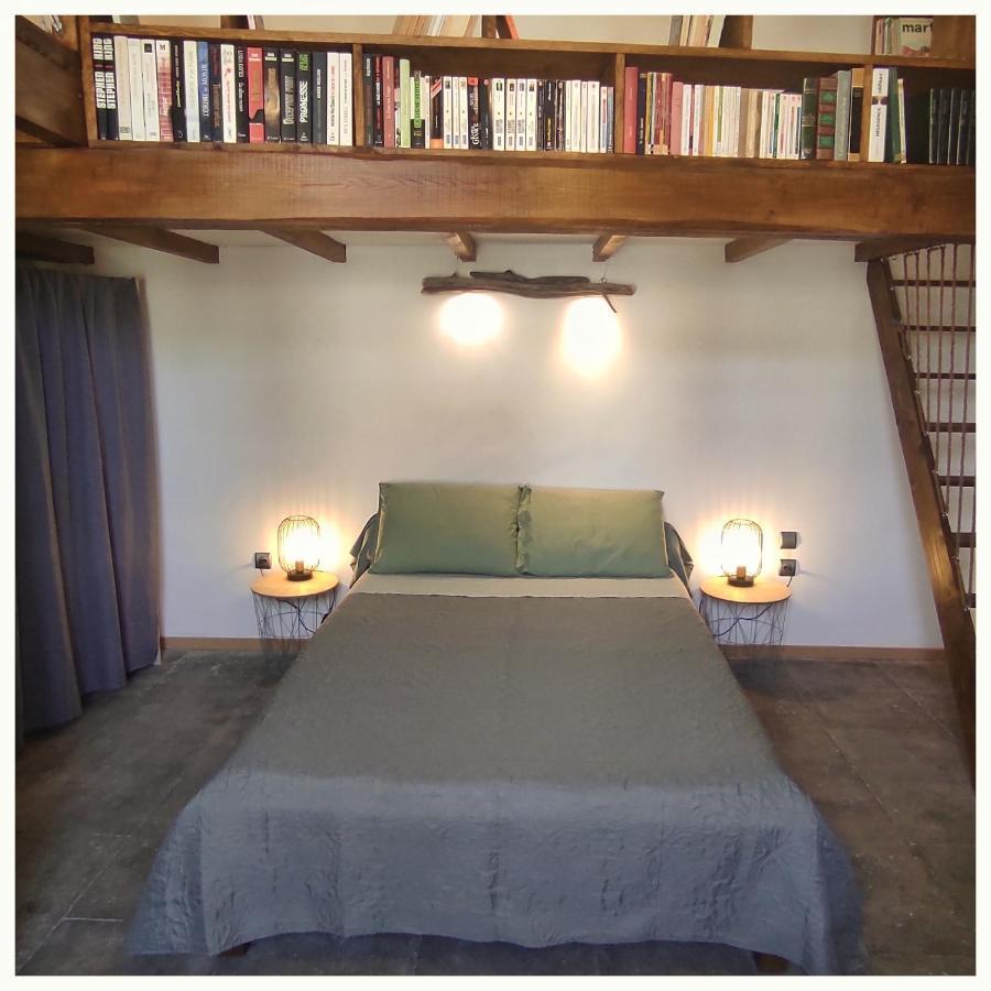 La Vigneronne Des Costieres Bed and Breakfast Vauvert Exteriör bild